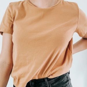 AEO Mustard Yellow T-shirt size Large